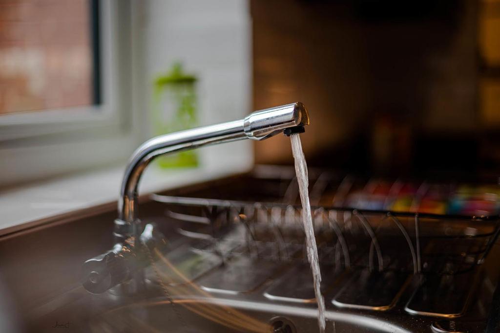 Air Host And Stay - Apartment 5 Broadhurst Court Sleeps 6 Minutes From Town Centre Stockport Ngoại thất bức ảnh